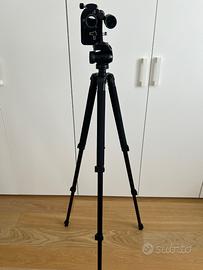 Binocolo con treppiedi e adattatore smartphone