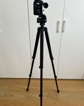 Binocolo con treppiedi e adattatore smartphone