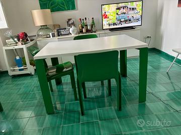 Sedie e tavolo Artemide
