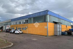 CAPANNONE A SAN GIOVANNI LUPATOTO