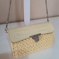 Pochette gialla fatta a mano