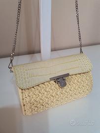 Pochette gialla fatta a mano