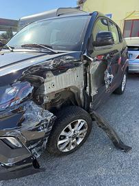auto accidentata