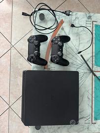 Ps4 500gb e 10 giochi ps4 e 2 joystick