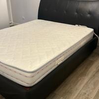 Letto matrimoniale Nero