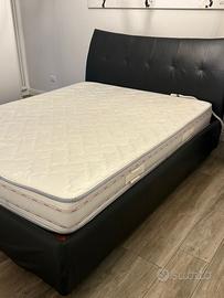 Letto matrimoniale Nero