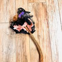 Befana da collezione in carta crespa e stoffa