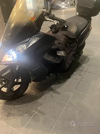Kymco Downtown 300i