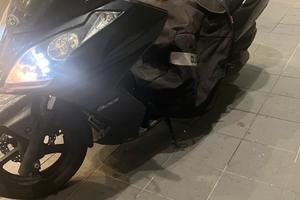 Kymco Downtown 300i