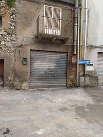 Garage piano terra + primo piano