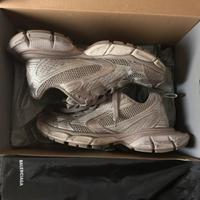 Balenciaga egg shell 3xl