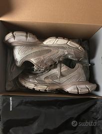 Balenciaga egg shell 3xl