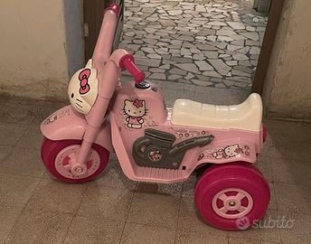 MOTO ELETTRICA HELLO KITTY (COME NUOVA)