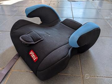 Seggiolino booster