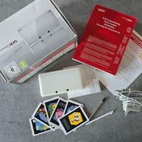 Nintendo 3DS bianca – funzionante, segni d’uso,
