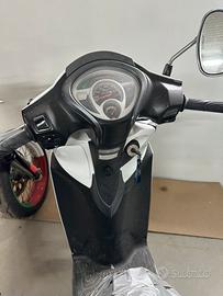Scooter 125 kymco people