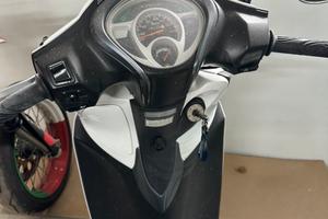 Scooter 125 kymco people