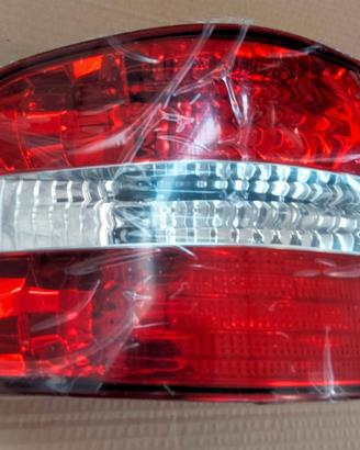FANALE POSTERIORE FIAT STILO SW  ESTERNO SINISTRO