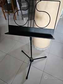 Leggii, aste per microfono e basi porta tastiera 