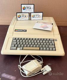 Apple IIe anni 80 con accessori