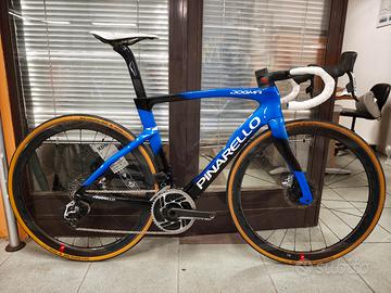 Pinarello Dogma F Sram Red axs fulcrum carbon