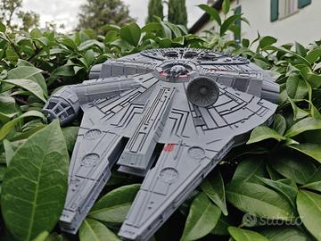 Navicella Star Wars Millennium Falcon