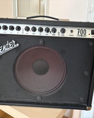 Amolificatore fender rock pro 700