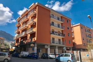 Ufficio con bagno di 50 mq - ingresso autonomo