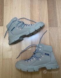 Stivaletti taglia 38