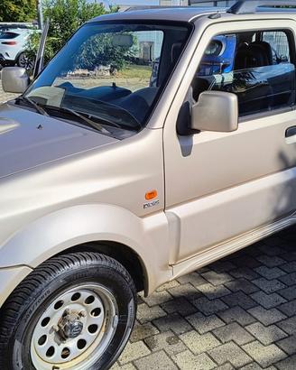Suzuki Jimny 1.5 DDiS cat 4WD JLX