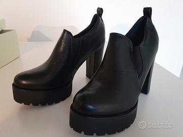 stivaletto basso nero  donna numero 39