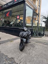 Piaggio Beverly 300S HPE