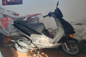 Aprilia sr 