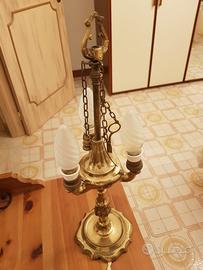 Lucerna ad olio a tre fiamme in ottone
