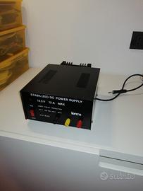 Alimentatore lineare stabilizzato 13.5v 12A