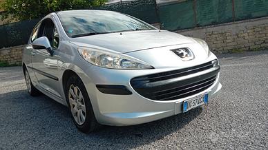 Peugeot 207 1.4  75cv IMP. GPL
