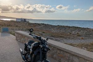 MOTO CUSTOM PARI AL NUOVO