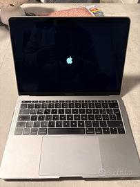 MacBook Pro 13” Apple (2017)