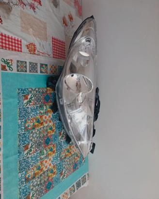 faro destro puegeot 207 