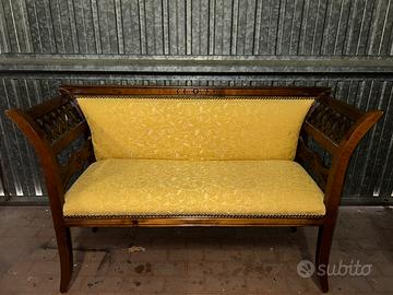 Divanetto/ panca in legno stile classico