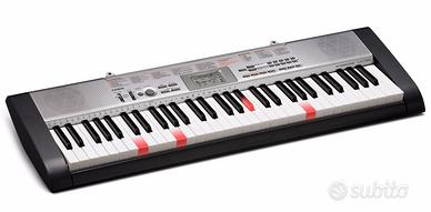 Tastiera musicale Casio LK 130