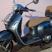 Piaggio Vespa 300 GTS - 2017