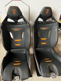 Sedili Huracan EVO in carbonio