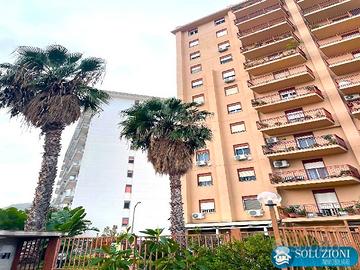 Appartamento Panoramico Mq 130 Piano 8° Guadagna