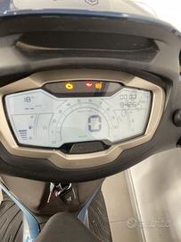 PIAGGIO BEVERLY 400 HPE