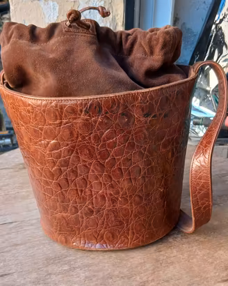 Borsa vintage anni 80 in vero cuoio e camoscio
