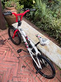 bicicletta bmx