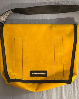 Borsa Freitag