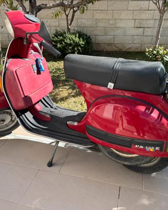 Vespa 125 PX Arcobaleno del 1984