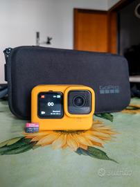GoPro Hero 9 Black + MicroSD SanDisk+Kit Accessori